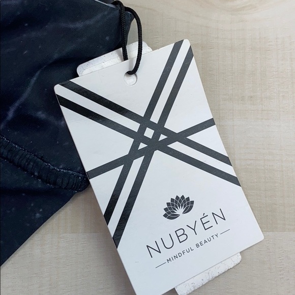 Nubyen SOHO Second Skin Leggings  SOLD OUT - Picture 6 of 13